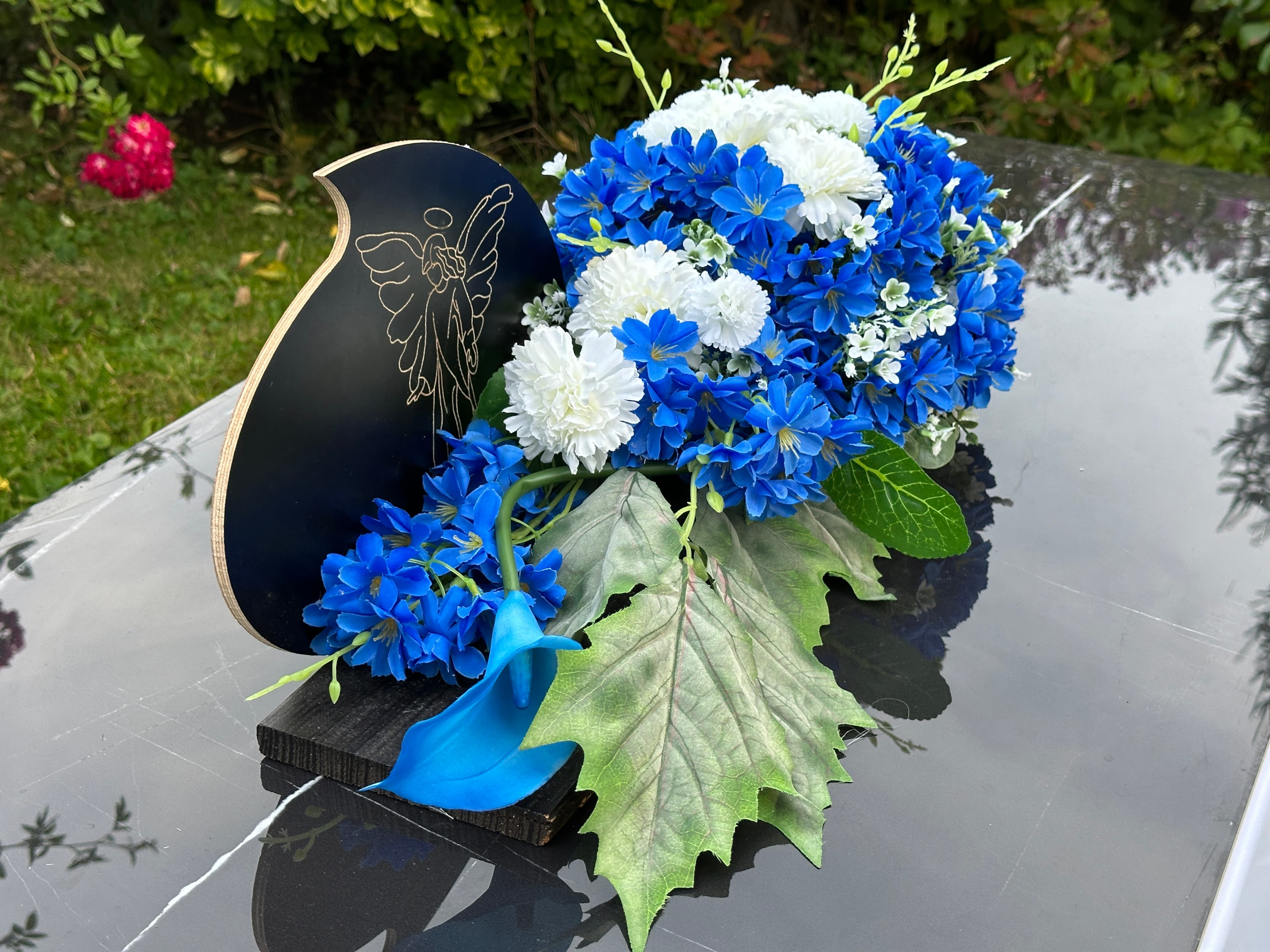 Błękit na podstawce